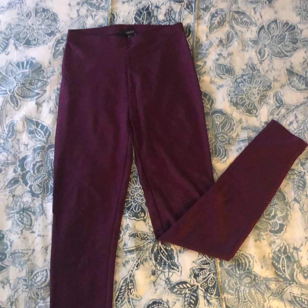 Forever 21 Stretchy Leggings 🍇